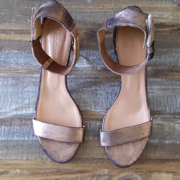 🆕🌿METALLIC LEATHER SANDALS🌿 - Picture 5 of 10